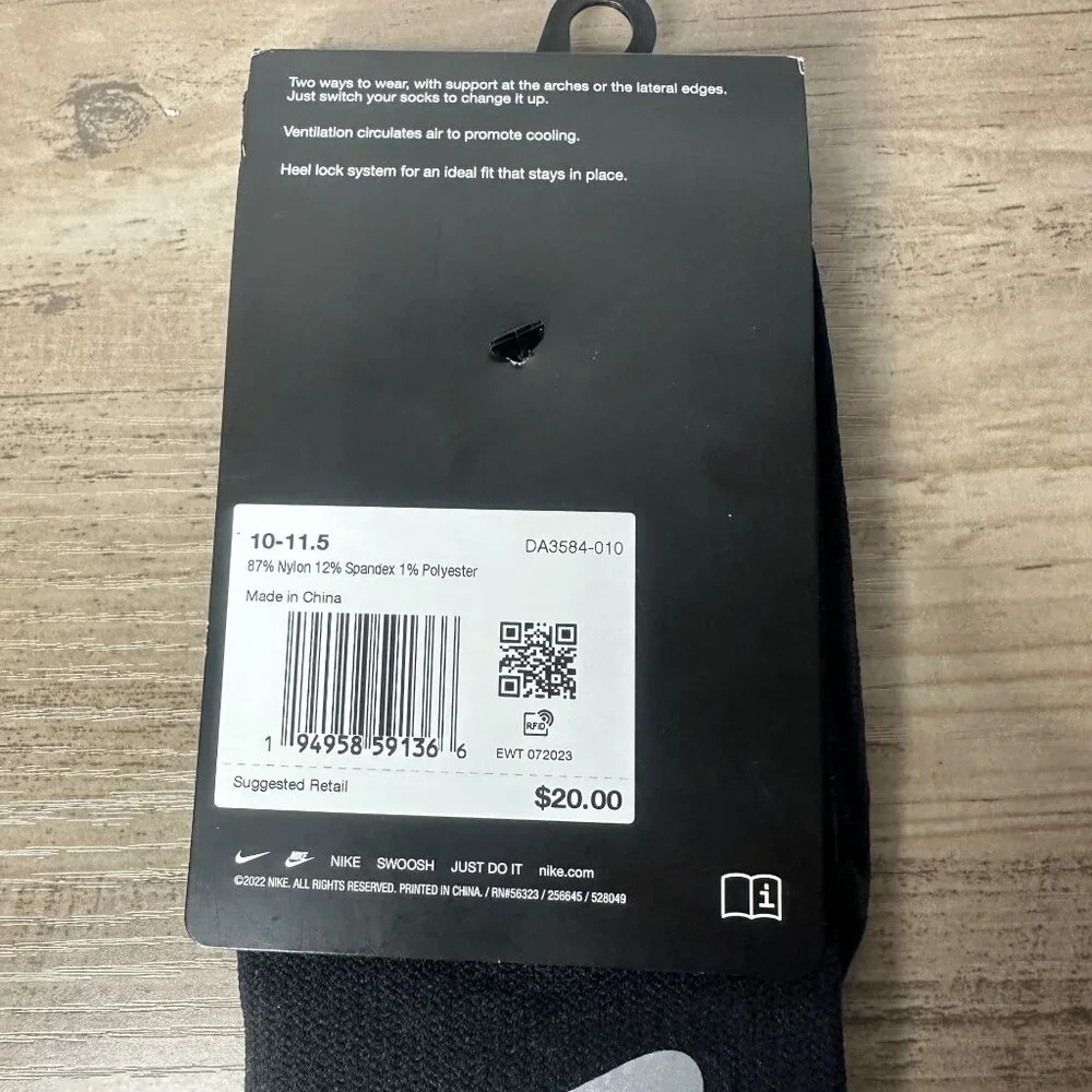 NWT Nike Unisex Spark Dri-FIT Running Crew Socks Black Size Large (DA3584-010)